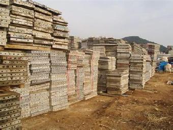 東莞長安廢鋁?；厥展尽堕L安專業高價收購廢鋁模》_志趣網